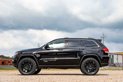 Rough Country 91430 2.5 Inch Lift Kit | N3 Struts | Jeep Grand Cherokee 4WD (2016-2022)