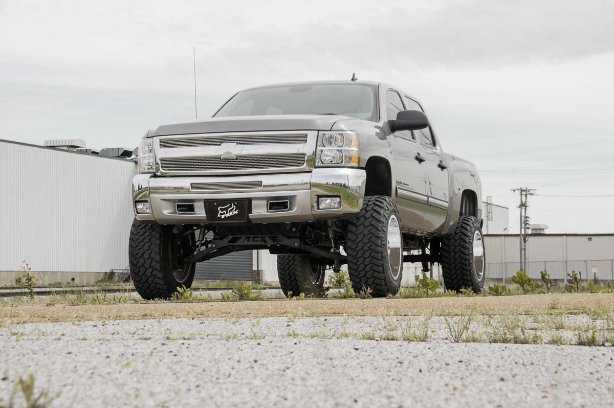 Rough Country 26431 7.5 Inch Lift Kit | N3 Struts | Chevy/GMC 1500 4WD (07-13)