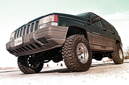 Rough Country 636.20 3.5 Inch Lift Kit | V-6 Motor | Jeep Grand Cherokee ZJ 2WD/4WD (1993-1998)