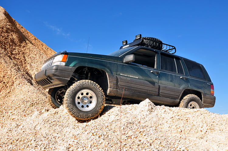 Rough Country 90200U Long Arm Upgrade Kit | 4 Inch Lift | Jeep Grand Cherokee ZJ 4WD (1993-1998)