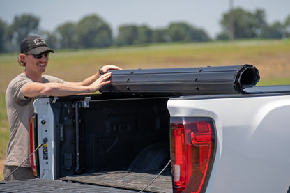 Rough Country 50120651 Hard Roll Up Bed Cover | 6'9" Bed | Chevy/GMC  Silverado/Sierra 2500HD/3500HD (20-25)