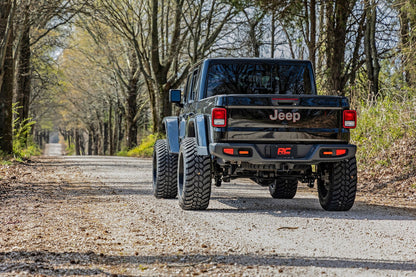 Rough Country 60200 3.5 Inch Lift Kit | No Shocks | Jeep Gladiator JT Mojave 4WD (2020-2023)