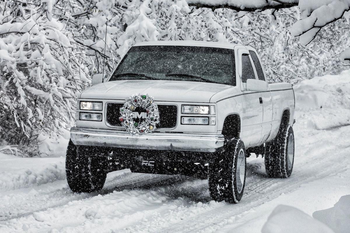 Rough Country 27470 4 Inch Lift Kit | V2 | Chevy/GMC 1500 Truck & SUV 4WD (1988-1999)