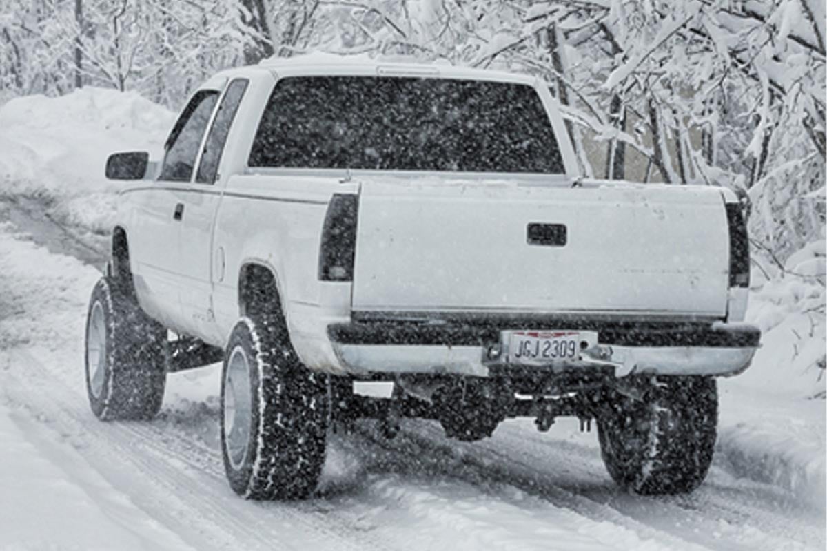 Rough Country 27470 4 Inch Lift Kit | V2 | Chevy/GMC 1500 Truck & SUV 4WD (1988-1999)