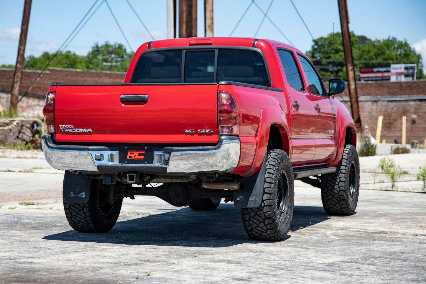 Rough Country 74257RED 3.5 Inch Lift Kit | Red UCA | Vertex/V2 | Toyota Tacoma 2WD/4WD (2005-2023)
