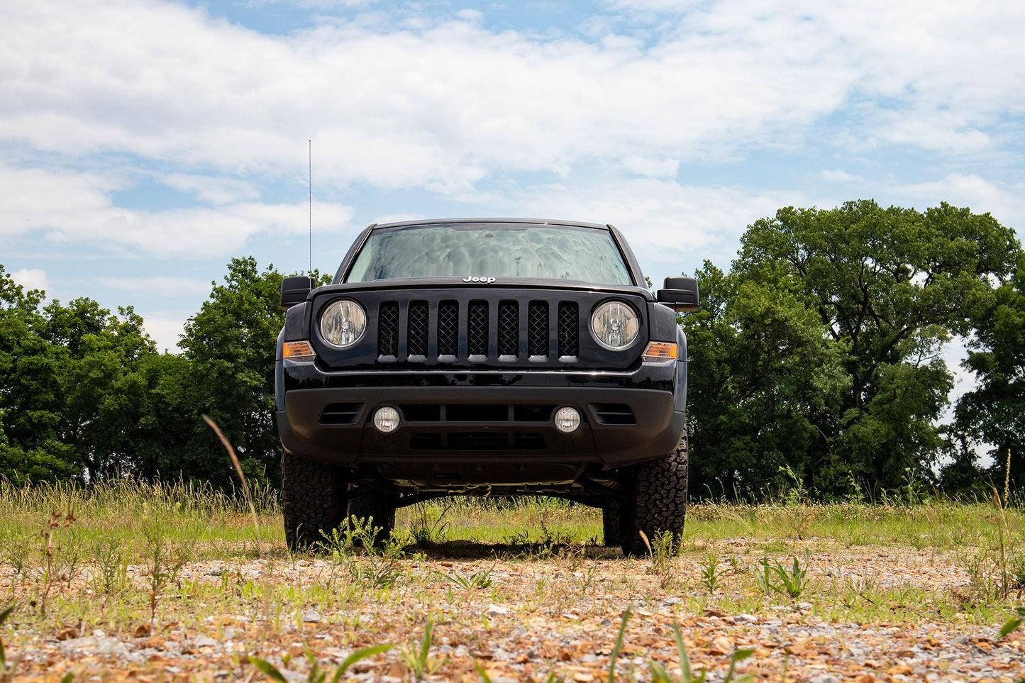Rough Country 66532 2 Inch Lift Kit | N3 Struts | Jeep Compass (07-16)/Patriot (10-17)