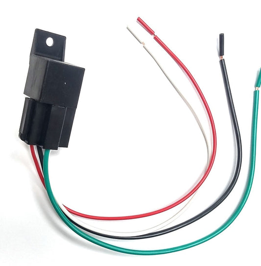 Ridetech 31900022 30 amp relay with prewired relay socket.