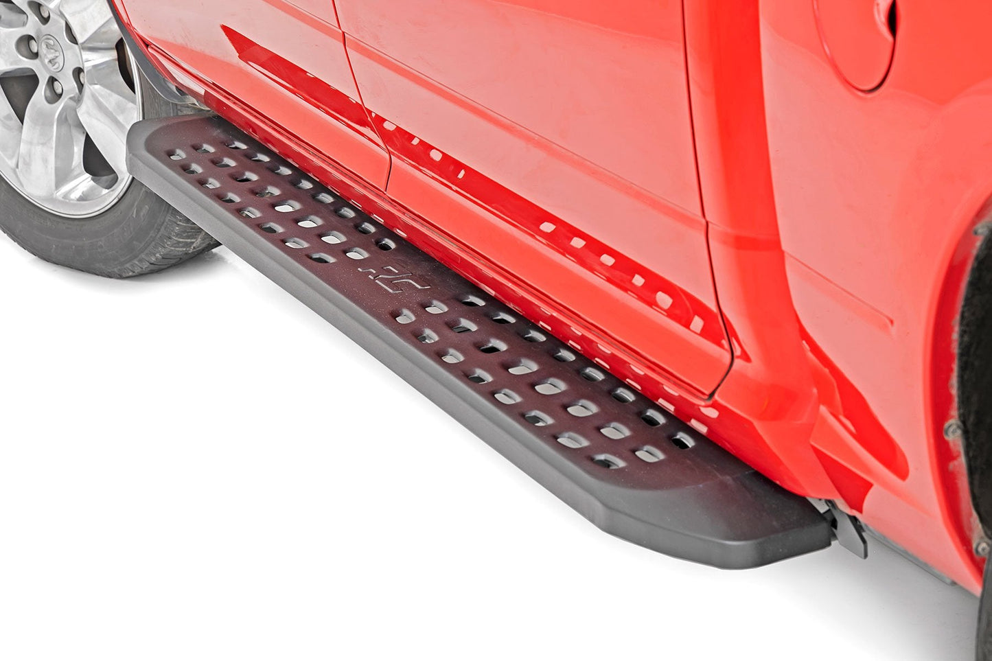 Rough Country 44004 RPT2 Running Boards | Crew Cab | Black | Ram 1500 (19-26)/1500 TRX (21-24)