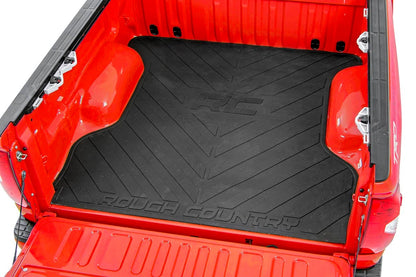Rough Country RCM673 Bed Mat | 6'7" Bed | RC Logo | Chevy/GMC Sierra 1500 (19-26)/Silverado 1500 (19-26)