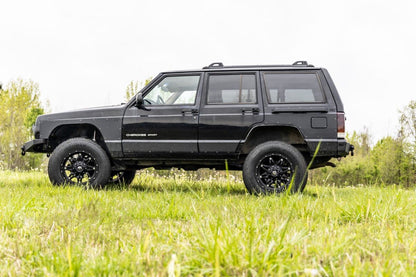 Rough Country 67040 3 Inch Lift Kit | Rear AAL | M1 | Jeep Cherokee XJ 2WD/4WD (1984-2001)