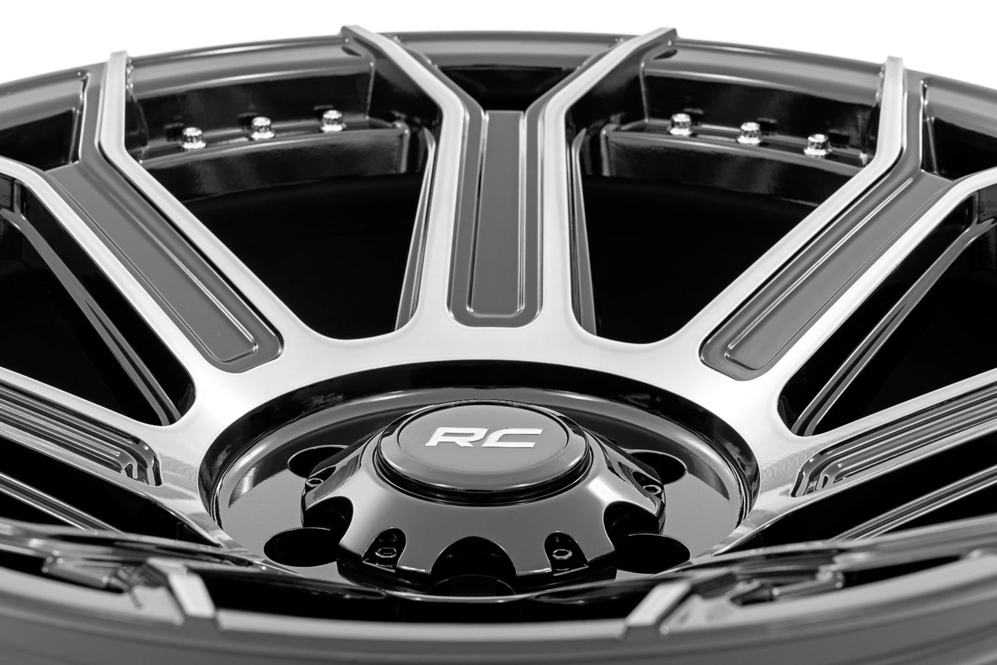 Rough Country 89201812 Rough Country 89 Series Wheel | One-Piece | Black Machined Gun Metal | 20x10 | 6x5.5 | -18mm