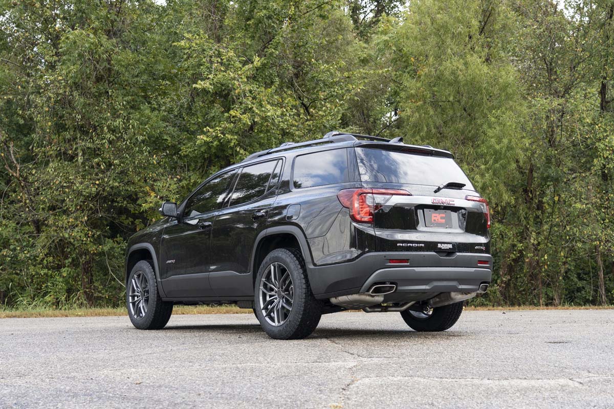 Rough Country 11005 1.5 Inch Lift Kit | GMC Acadia 2WD/4WD (2017-2023)
