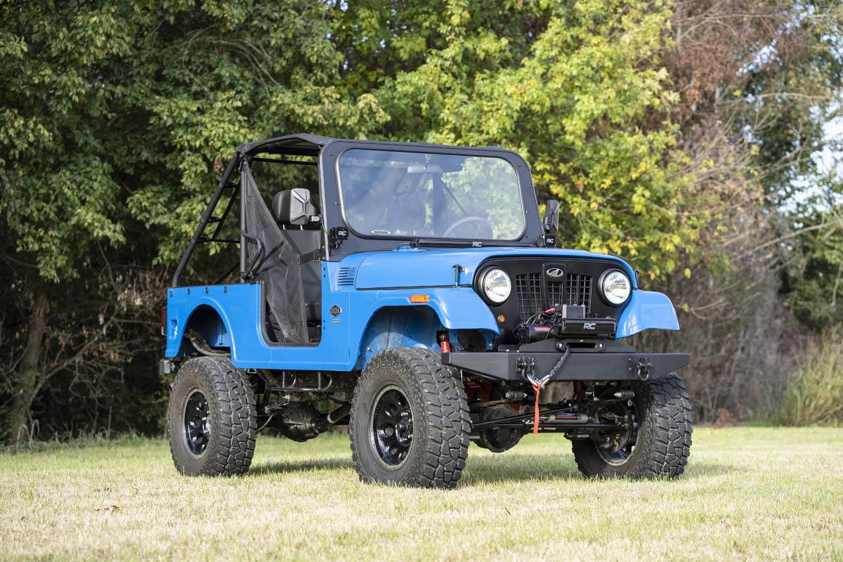 Rough Country 99001 Winch Plate | Mahindra Roxor