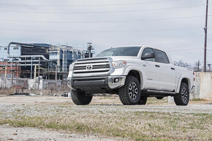 Rough Country 87000 2.5-3 Inch Leveling Kit | Toyota Tundra 4WD (2007-2021)