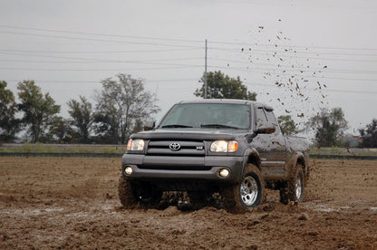 Rough Country 75031 2.5 Inch Lift Kit | N3 Struts | Toyota Tundra 4WD (2000-2006)