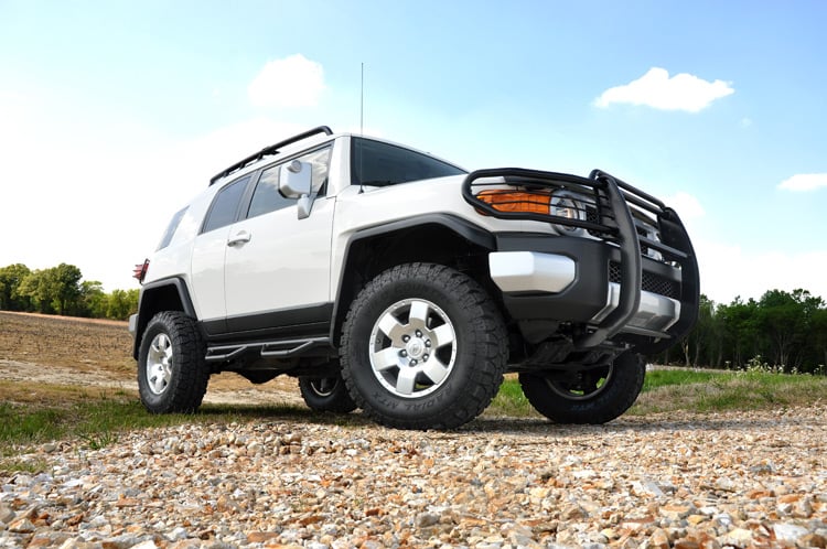 Rough Country 76530RED 3 Inch Lift Kit | Red Spacers | Toyota 4Runner (03-09)/FJ Cruiser (07-14)