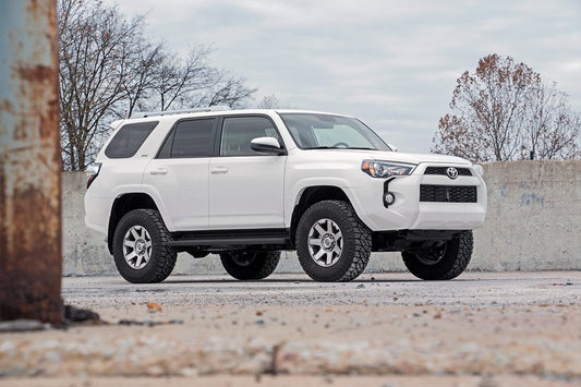 Rough Country 76658RED 3 Inch Lift Kit | Upper Control Arms | RR Coils | Vertex/V2 Struts | Toyota 4Runner (10-24)