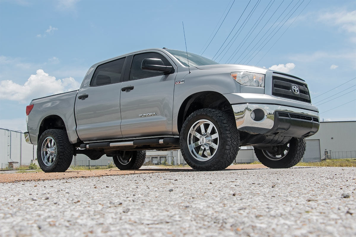 Rough Country 76840 3.5 Inch Lift Kit | M1 Struts/M1 | Toyota Tundra 2WD/4WD (2007-2021)