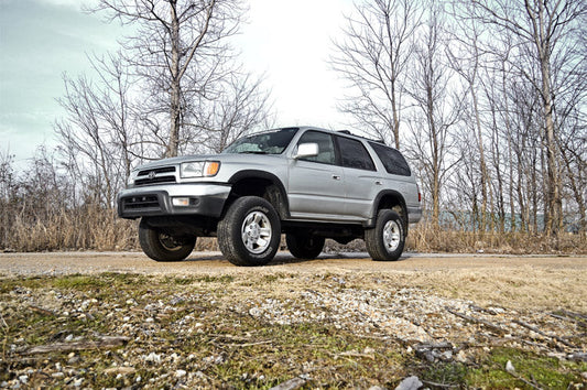 Rough Country 77140 3 Inch Lift Kit | M1 Struts/M1 | Toyota 4Runner 2WD/4WD (1996-2002)