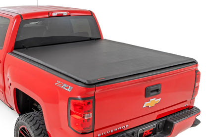 Rough Country 42119551 Soft Roll Up Bed Cover | 5'9" Bed | Chevy/GMC 1500 (14-18 & Classic)