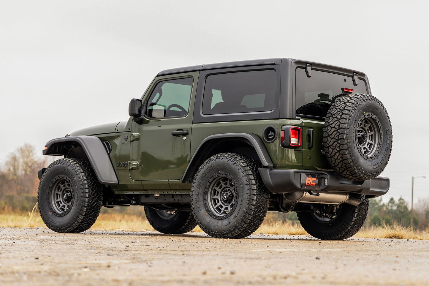 Rough Country 94130 3.5 Inch Lift Kit | C/A Drop | Front D/S | Jeep Wrangler JL 4WD (2024-2025)
